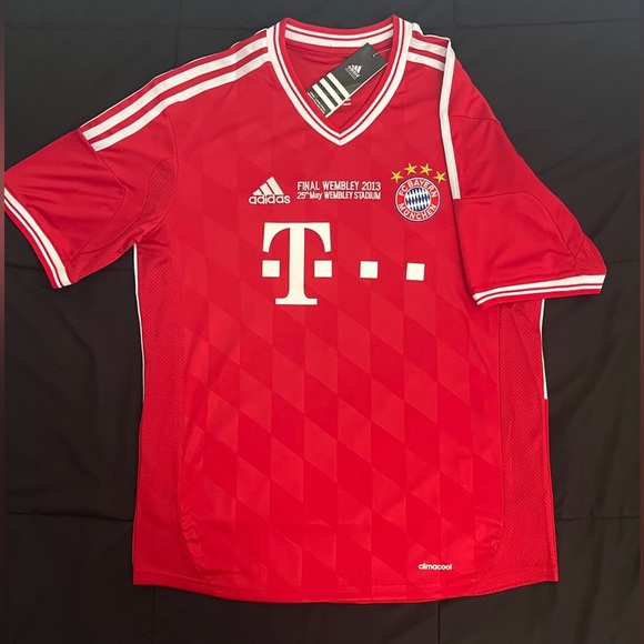 Ribéry #7 Bayern Retro Home Jersey 2013 S-L ribery - Picture 3 of 4
